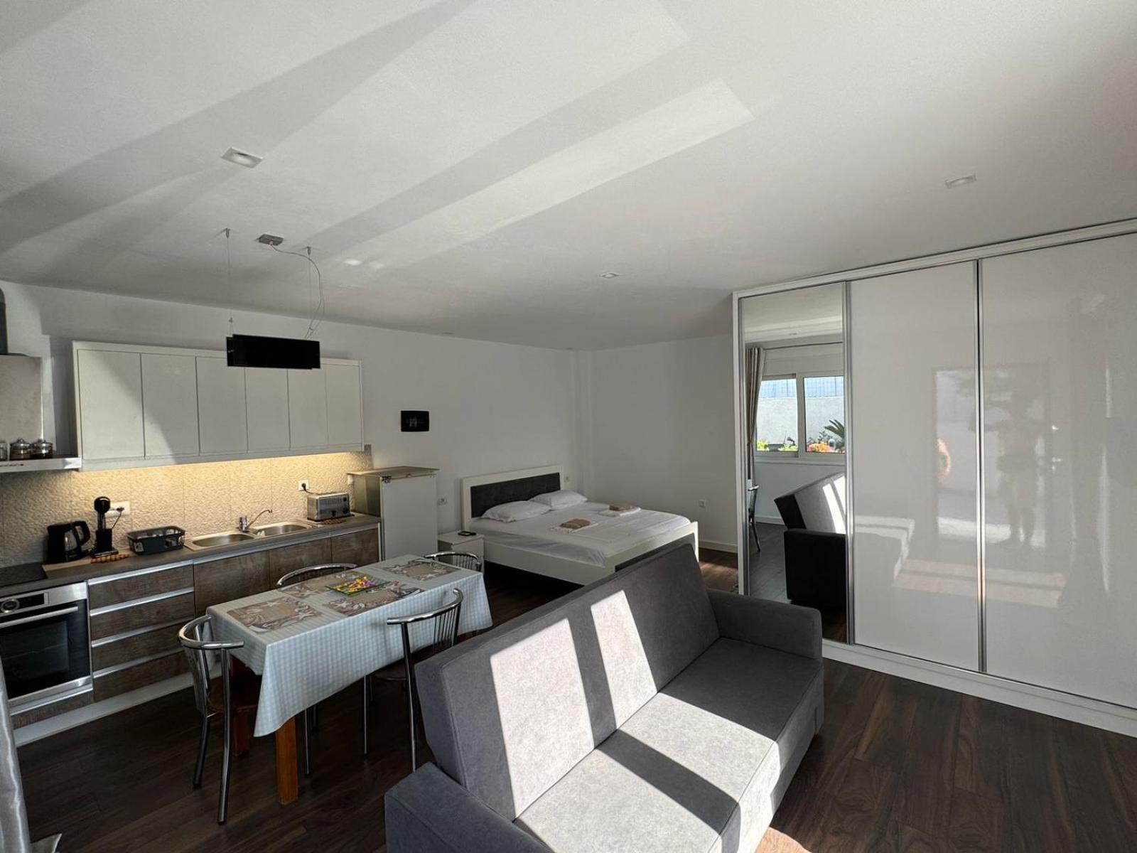 Sulozeqi Apartment