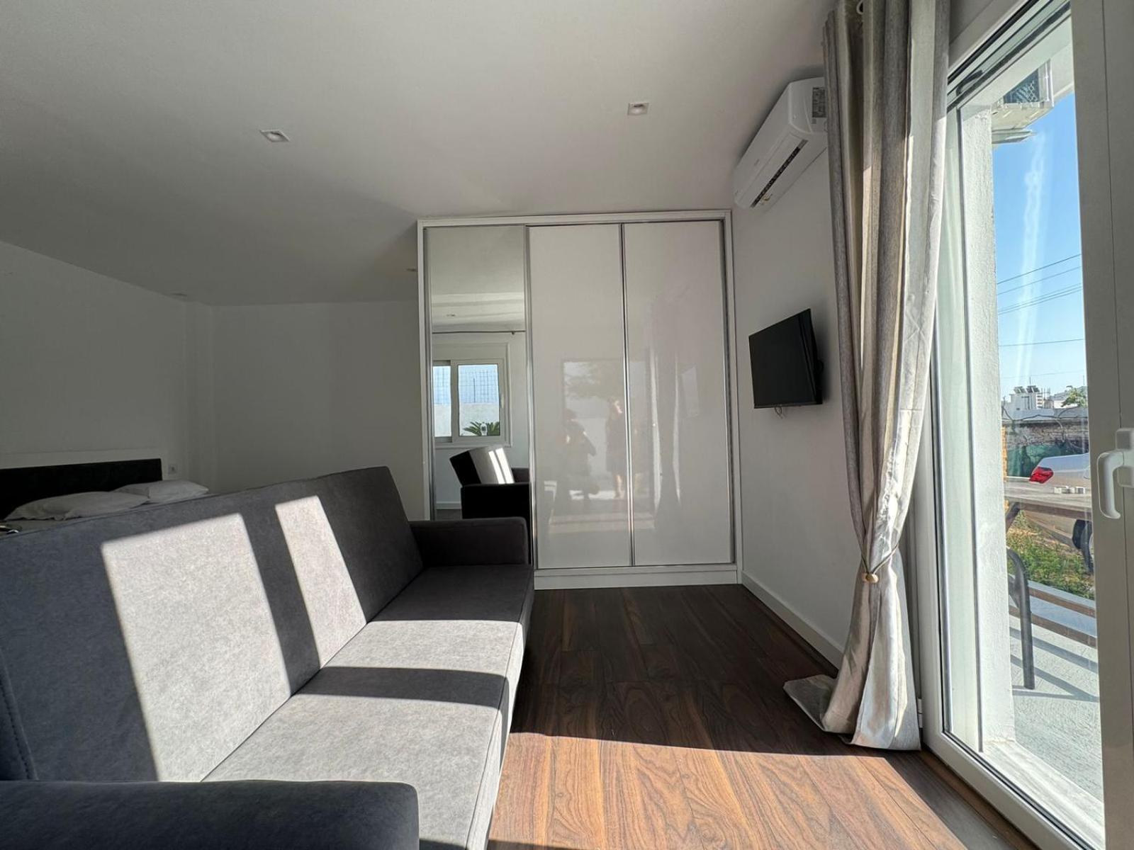 Apartment Sulozeqi